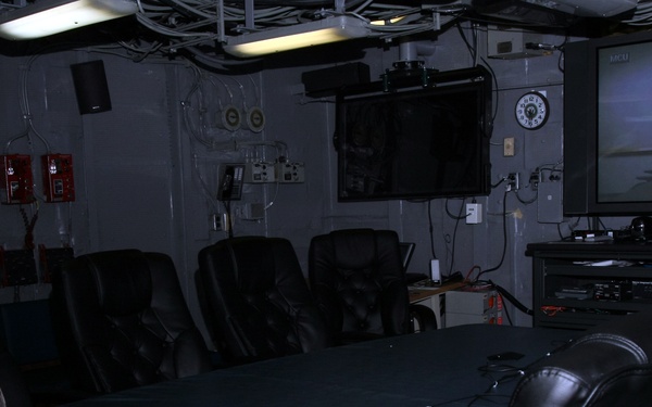 22nd Marine Expeditionary Unit grants Father's Day wish to new dads