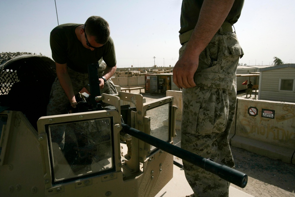 Marines prepare for resupply mission, train for IED response