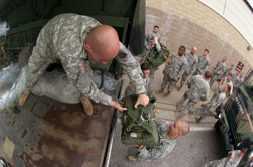 Paratroopers build their skills at Fort Bragg