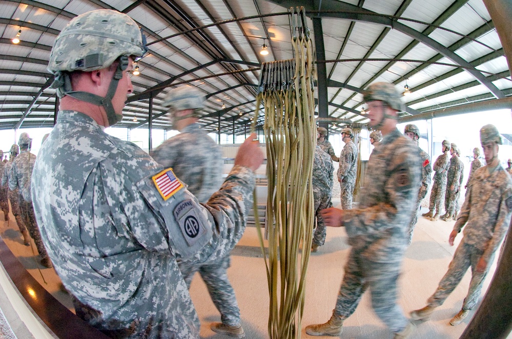 Paratroopers build their skills at Fort Bragg