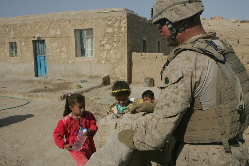 Armored Reconnaissance Marines patrol Nineveh province
