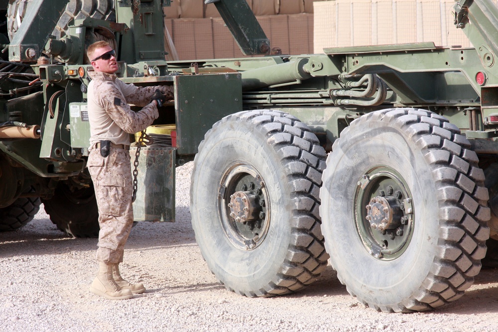 Marines begin to close down Camp Gannon, Iraq