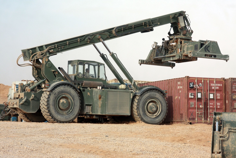 Marines begin to close down Camp Gannon, Iraq