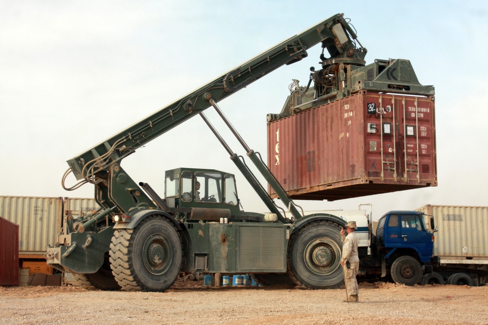 Marines begin to close down Camp Gannon, Iraq