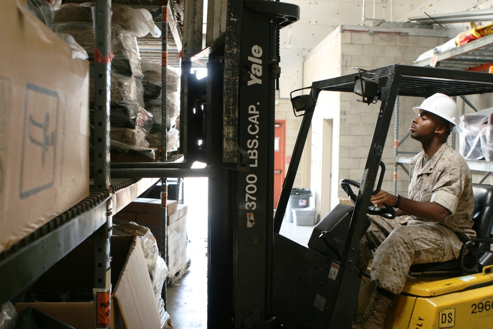 Supply Company Keeps Marines Geared-Up.