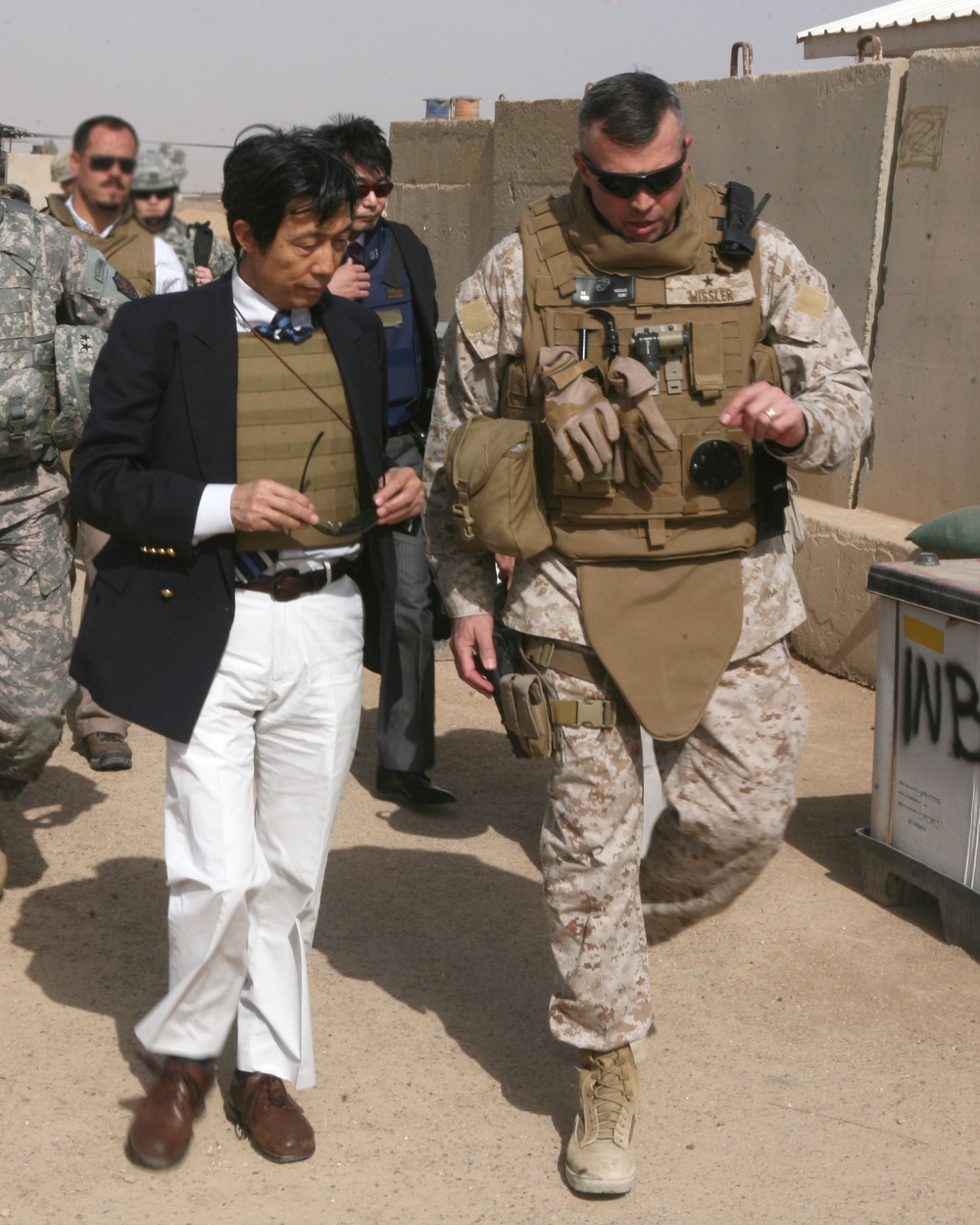 Japanese Ambassador to Iraq Tours Hospital