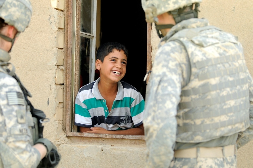 Making new friends in Mahmudiyah