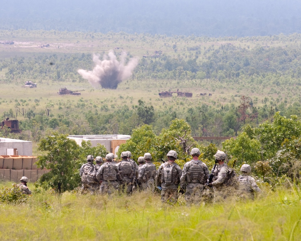 Call for fire: training platoon leaders with live artillery