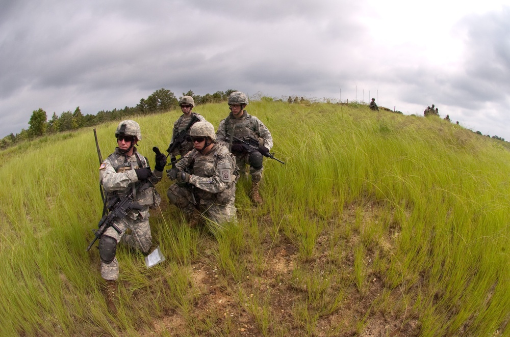 Call for fire: training platoon leaders with live artillery