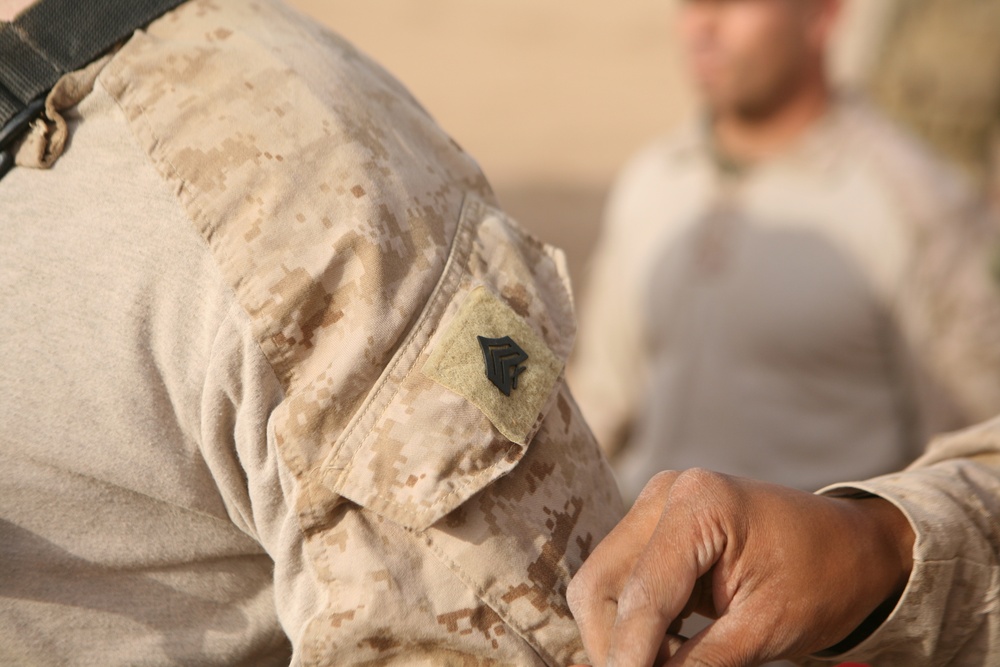 3rd Light Armored Reconnaissance Battalion Marines Conduct Nineveh Province Patrol