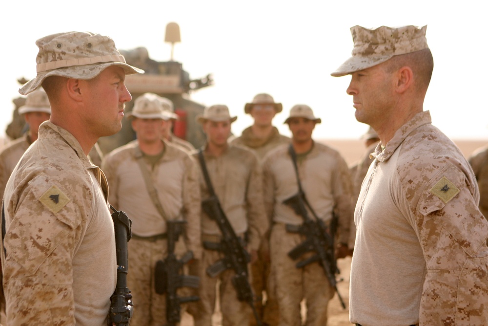 3rd Light Armored Reconnaissance Battalion Marines conduct Nineveh province patrol