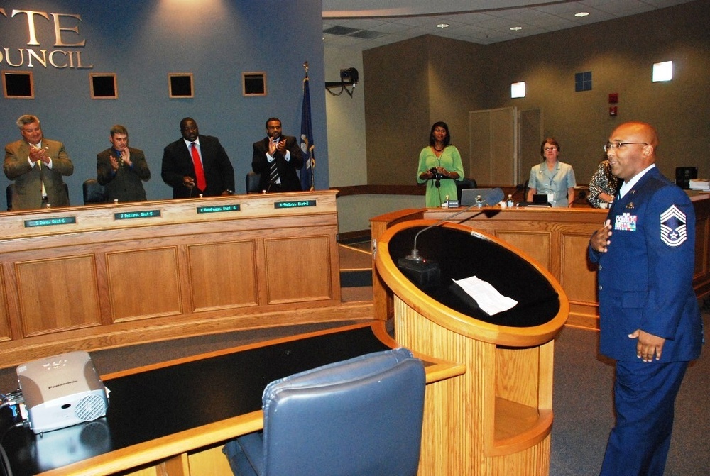 Louisiana National Guardsmen receive awards from Lafayette council