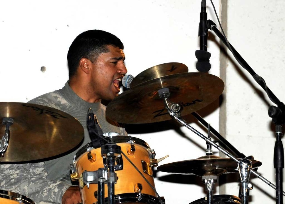 DVIDS - News - Soldiers rock to First Team band