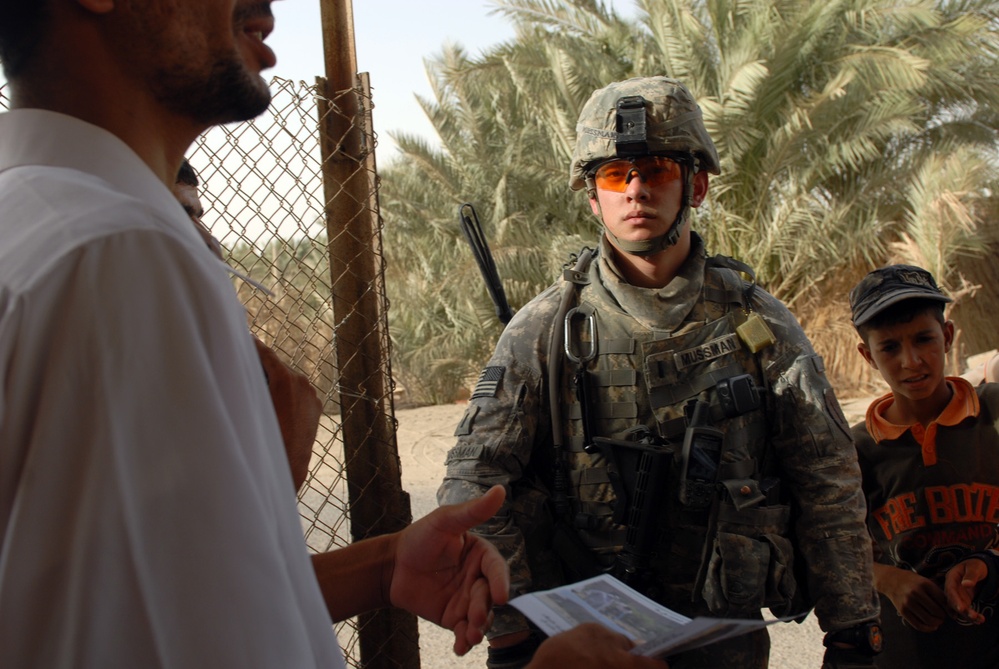 Dagger Brigade Soldiers Seek to Build Community Ties