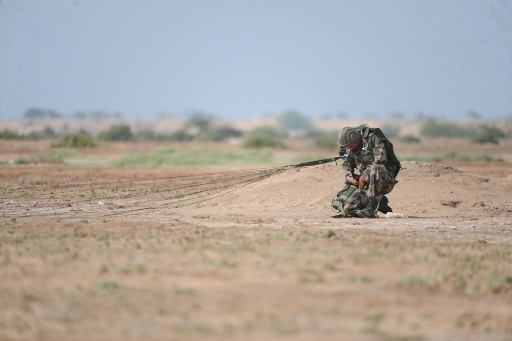 U.S. service members train with French Foreign Legion