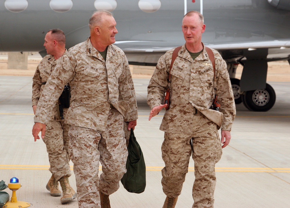 II Marine Expeditionary Force Commanding General Visits Marines in Iraq