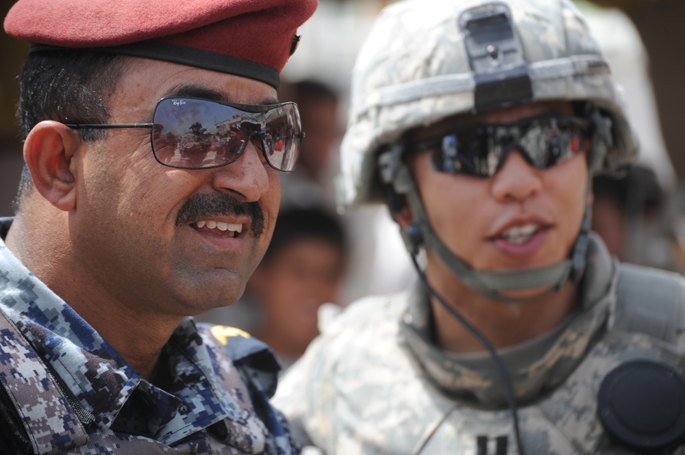 Joint patrol near Coalition Outpost Cashe South