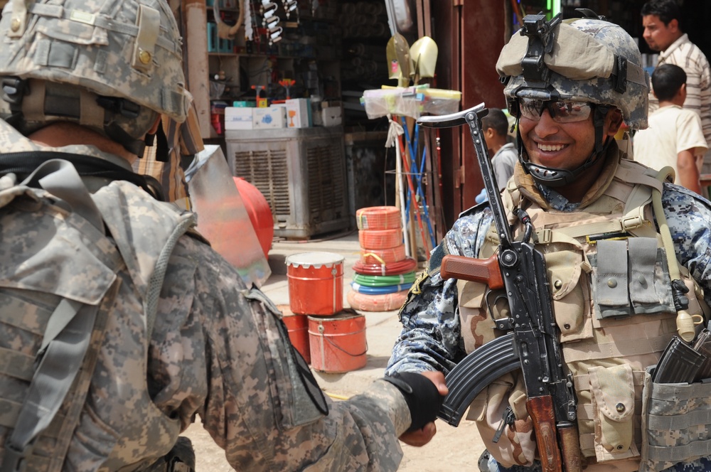 Joint patrol near Coalition Outpost Cashe South