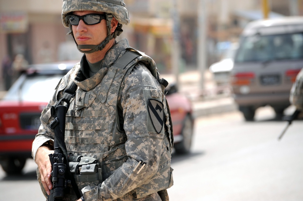 Joint patrol near Coalition Outpost Cashe South