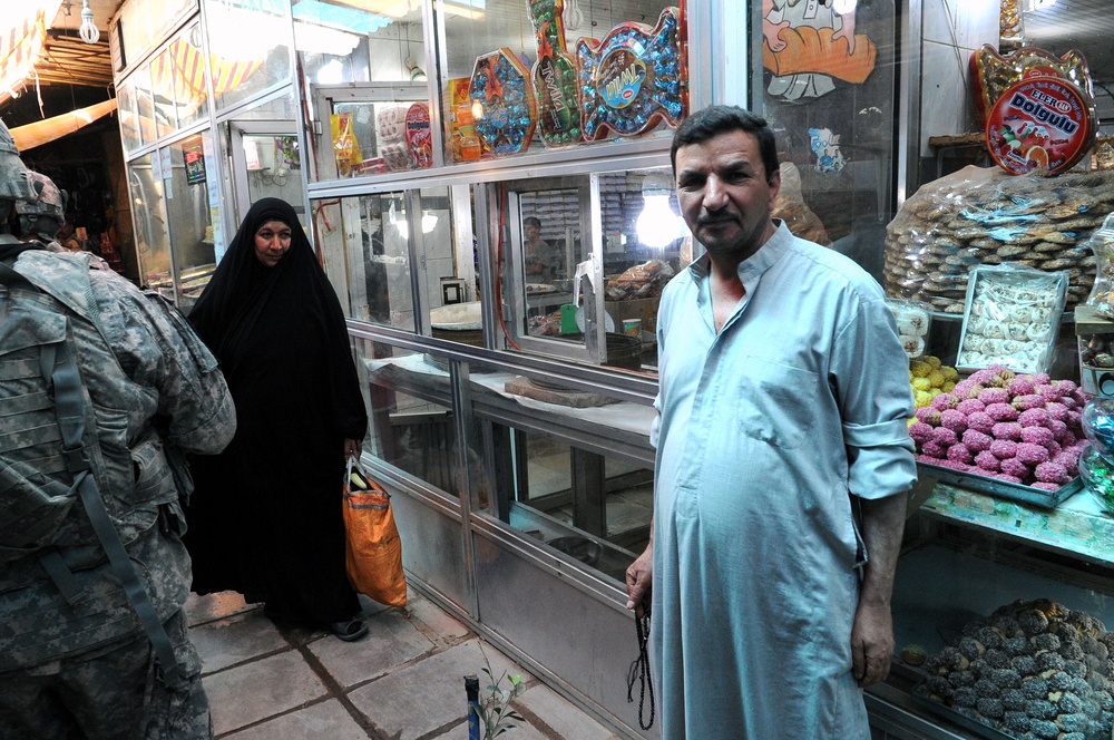 Joint patrol near Coalition Outpost Cashe South