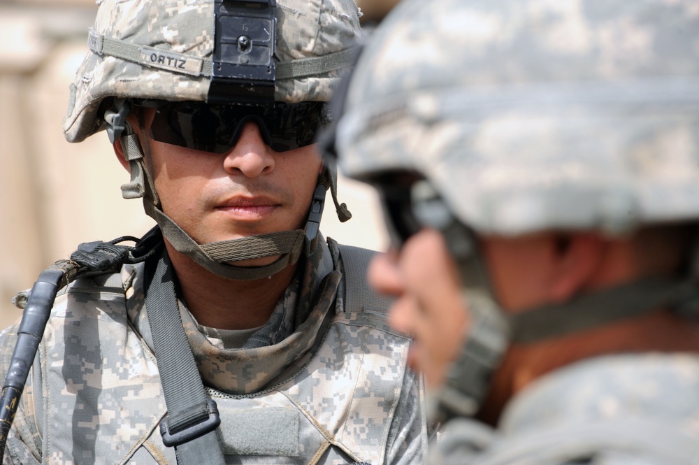 Joint patrol near Coalition Outpost Cashe South