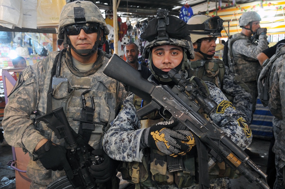 Joint patrol near Coalition Outpost Cashe South