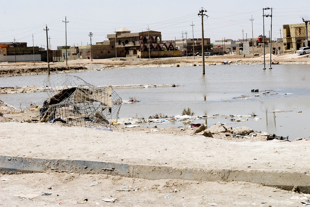 Soldiers Patrol Basra Streets