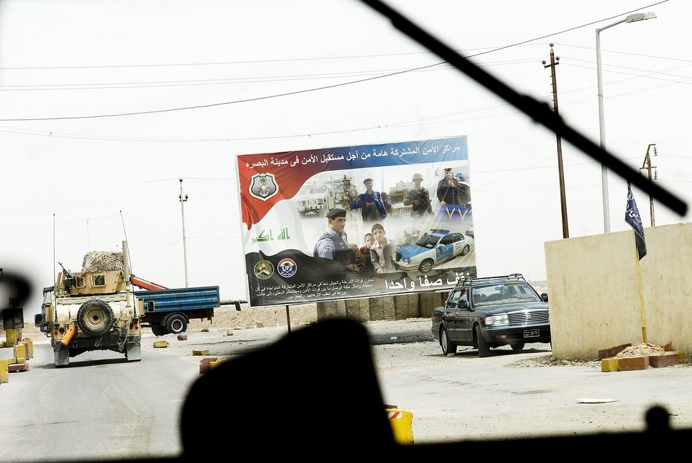 Soldiers Visit Future of Basra Vocational Technology School