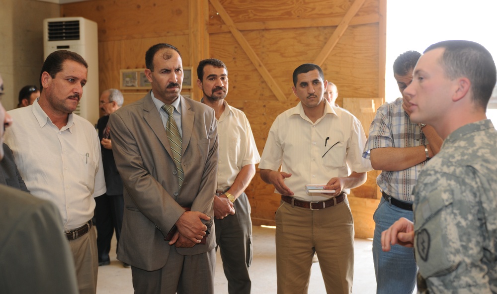 Iraqi leaders receive in-depth look into coalition forensic procedures and apprenticeships