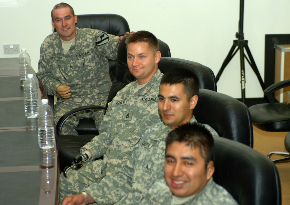Healing the wounds of war: Operation Proper Exit warriors visit Multi-National Division-Baghdad