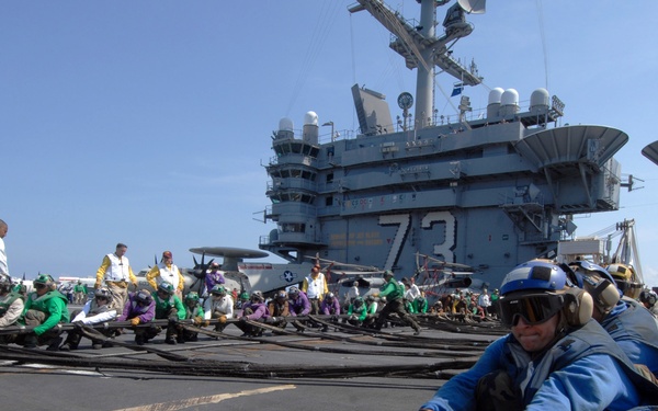 USS George Washington Sailors train for emergencies