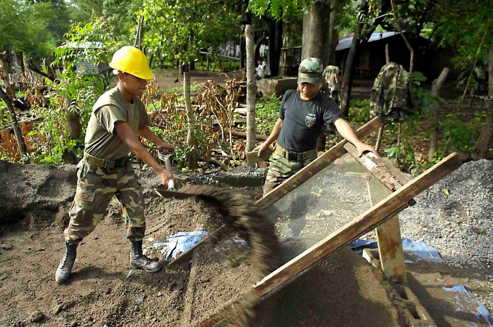 USNS Comfort brings it to El Salvador