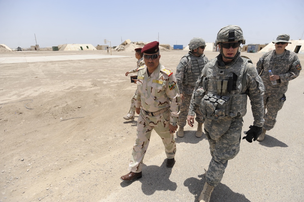 First Armored Division Leaves Patrol Base in Maysan Province, Iraq