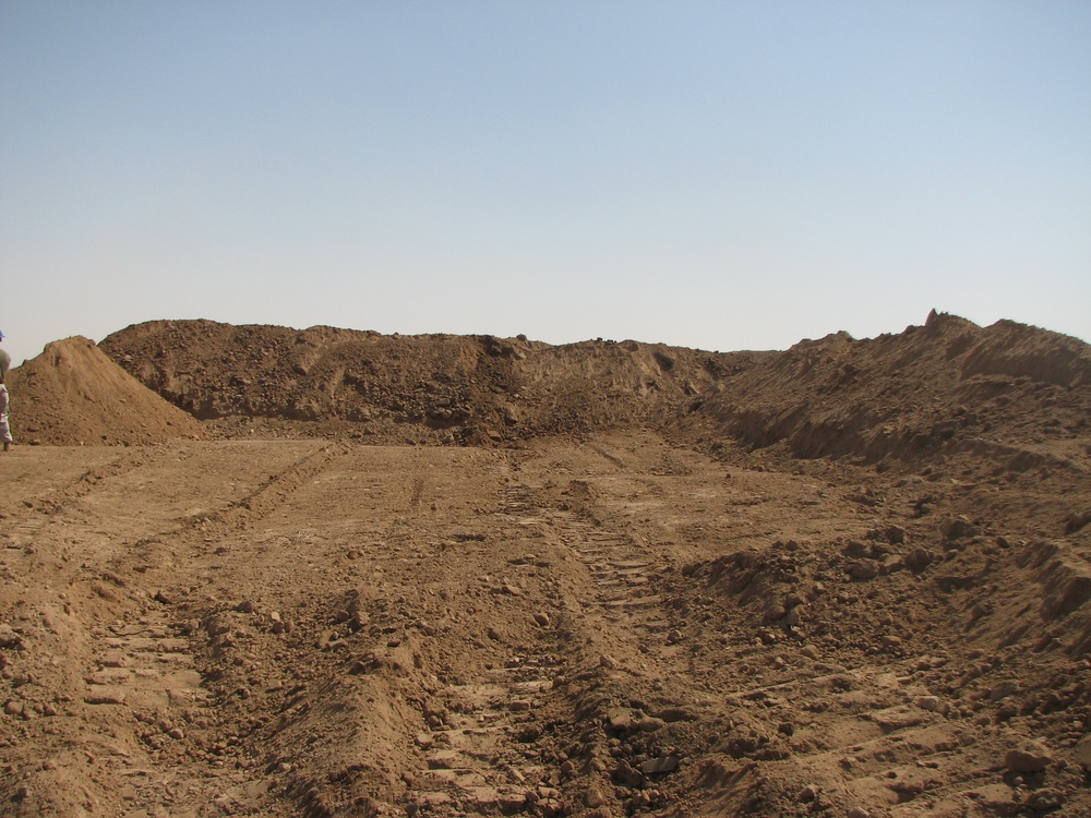 Marines use heavy equipment