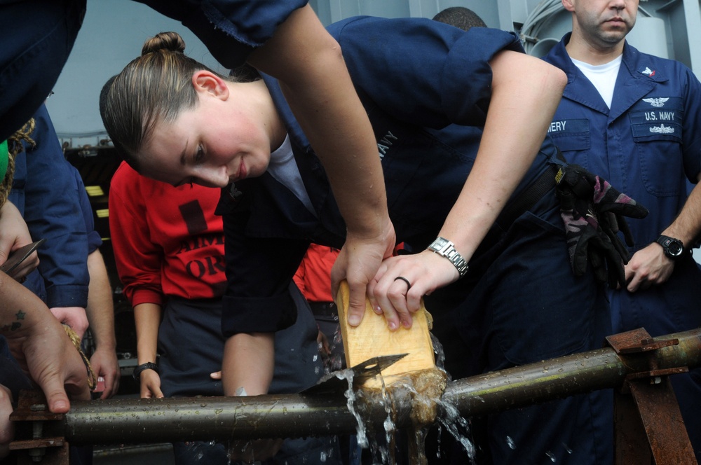 USS Ronald Reagan conducts repair locker training