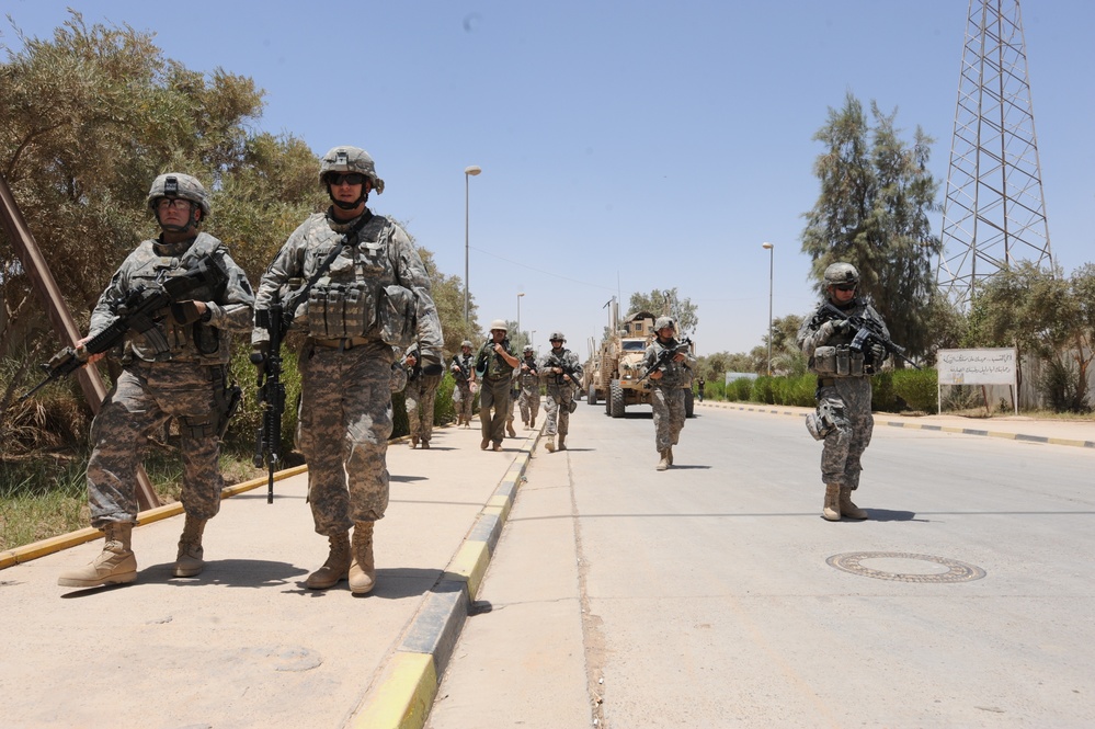 Army Engineers Perform Electrical Service Survey
