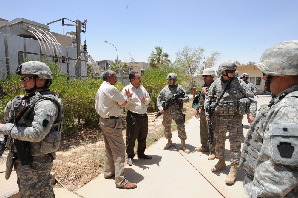 Army Engineers Perform Electrical Service Survey