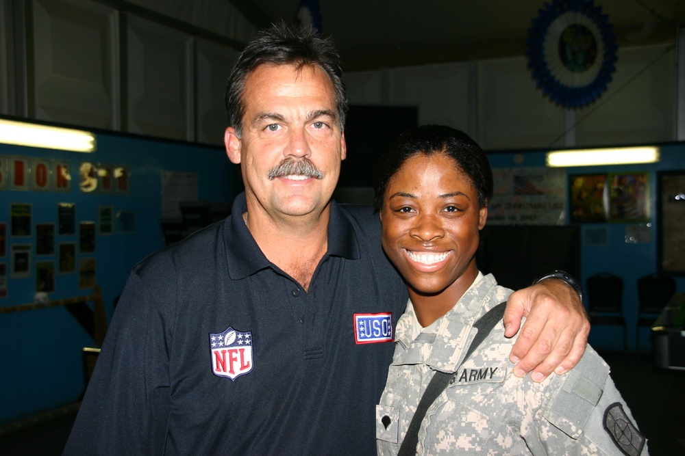NFL Coaches Tour visits Multi-National Division - Baghdad