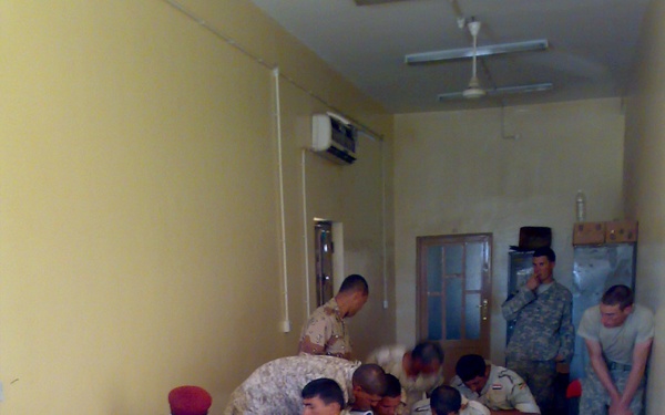 Iraqi non-commissioned officers attend master training course