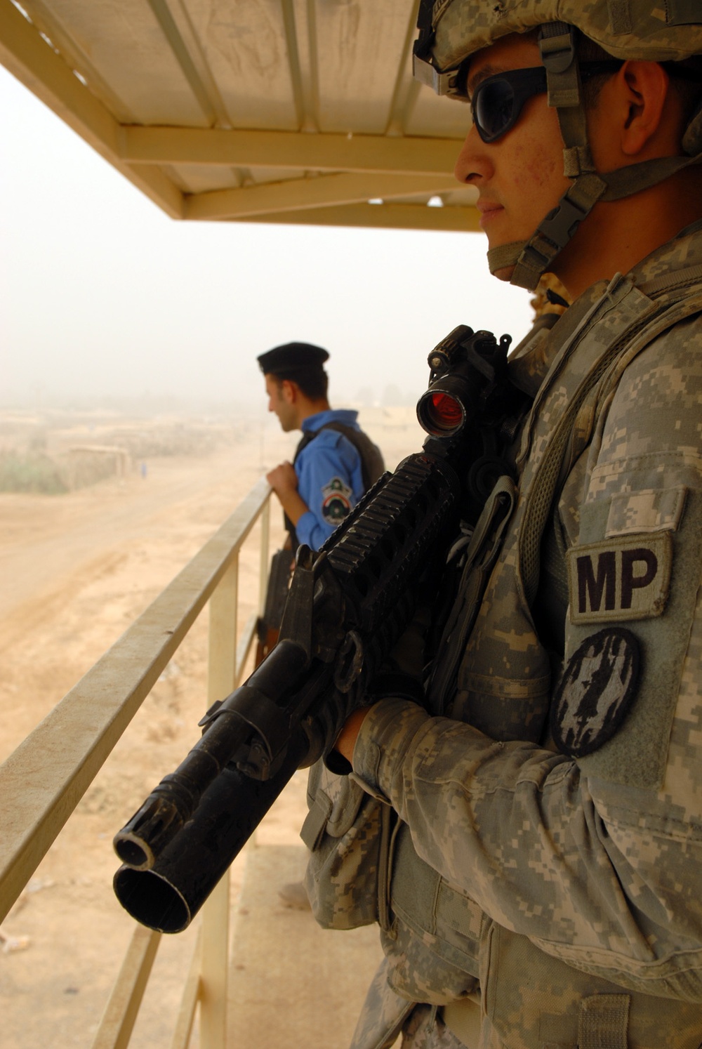 Military Police check progress of Tarmiyah Iraqi Police station