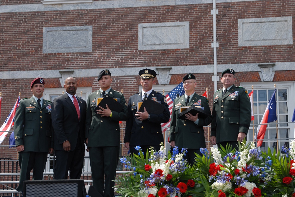 U.S. Army Civil Affairs and Psychological Operations Command (Airborne) Commanding General Highlights Philadelphia's Independence Day Celebration