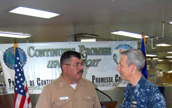 Continuing Promise 2009 missions leads to El Salvador