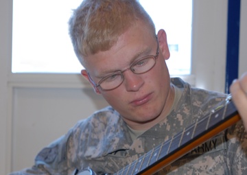 A Soldier and his banjo