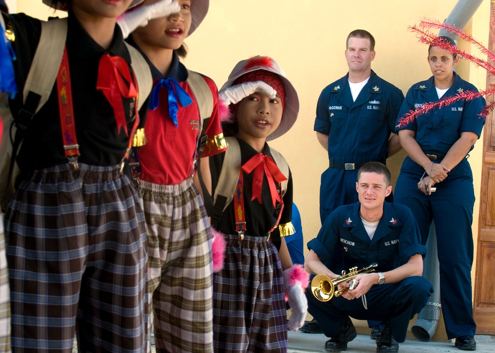 Malaysian troops dedicate new building for Seberang Tayor Primary School