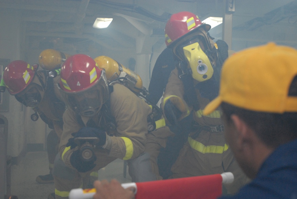 USS Ronald Reagan Sailors practice damage control