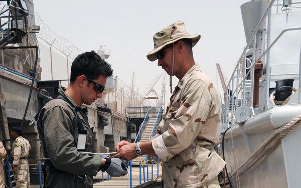 USS Scout's port visit to Umm Qasr