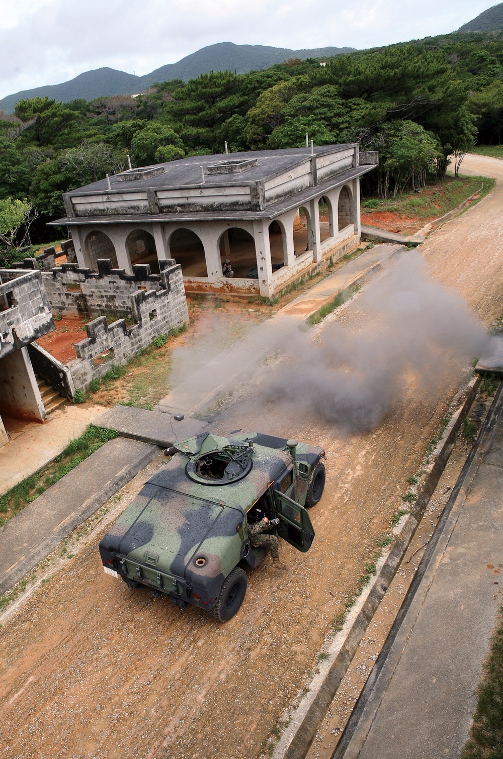 Non-commissioned Officers on Okinawa Learn to Lead, Follow in Combat