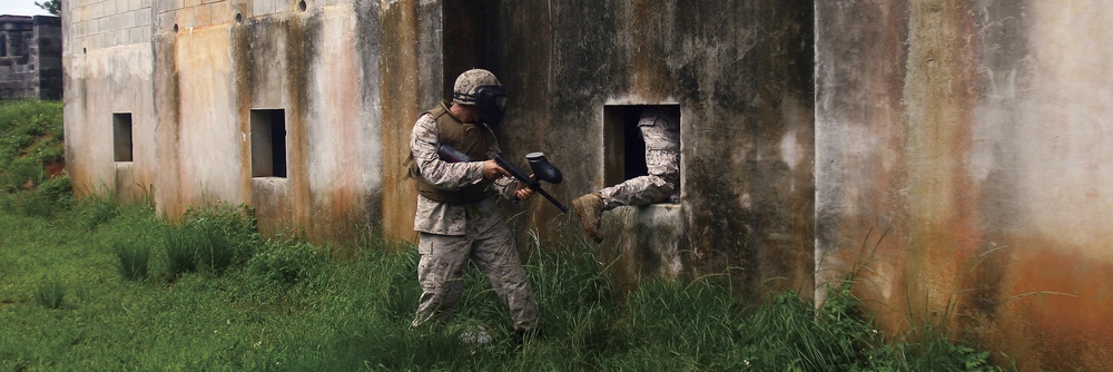 Non-commissioned Officers on Okinawa Learn to Lead, Follow in Combat