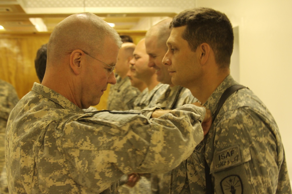 1-19th ADT Commander presents Combat Awards to six Soldiers