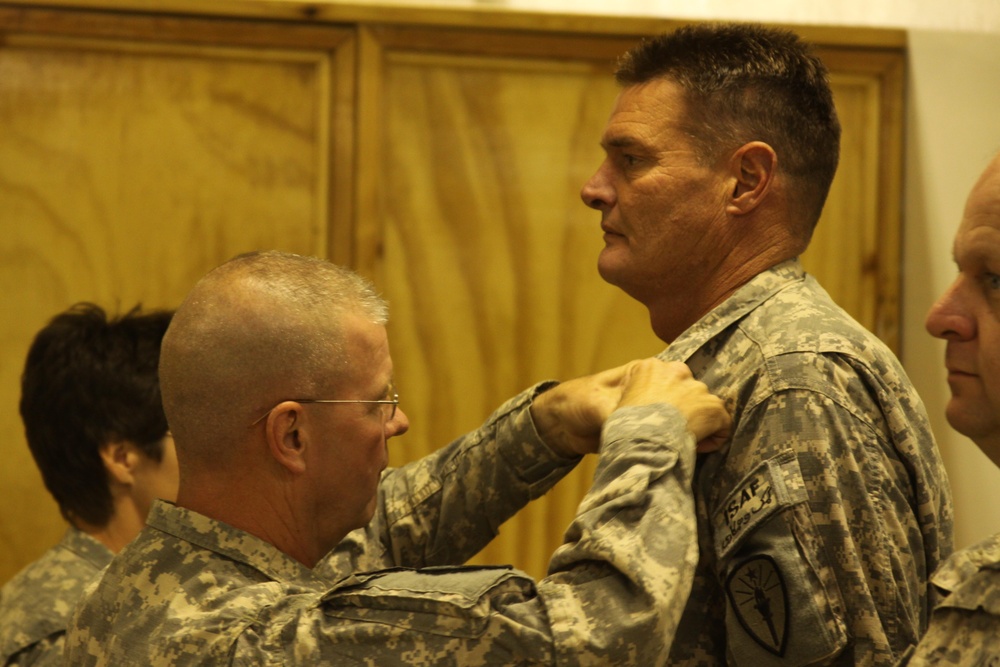 1-19th ADT Commander presents Combat Awards to six Soldiers